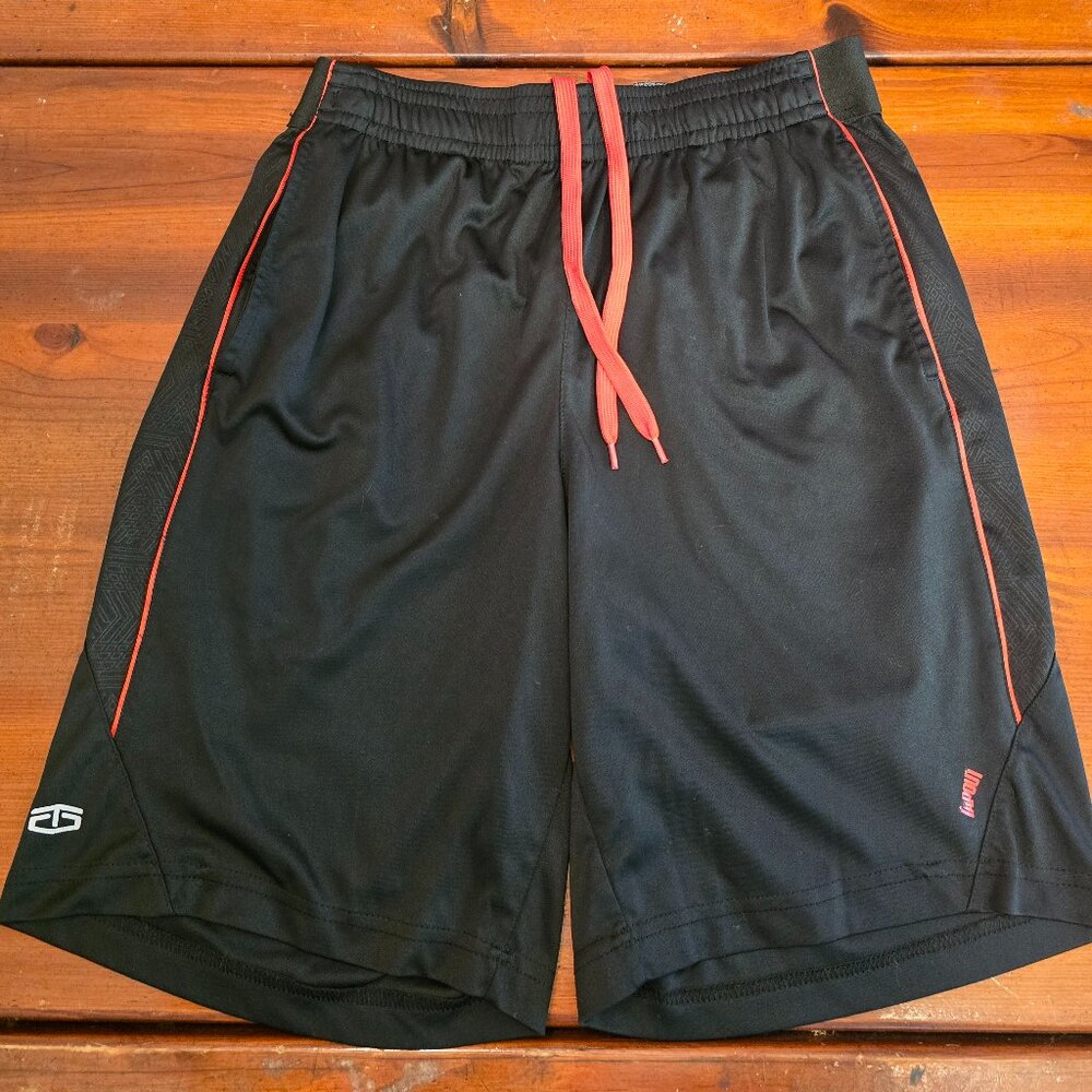 Tapout Shorts Men's Basketball Black Red Drawstring Waist Pockets Medium